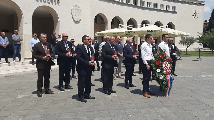 Галерија 1